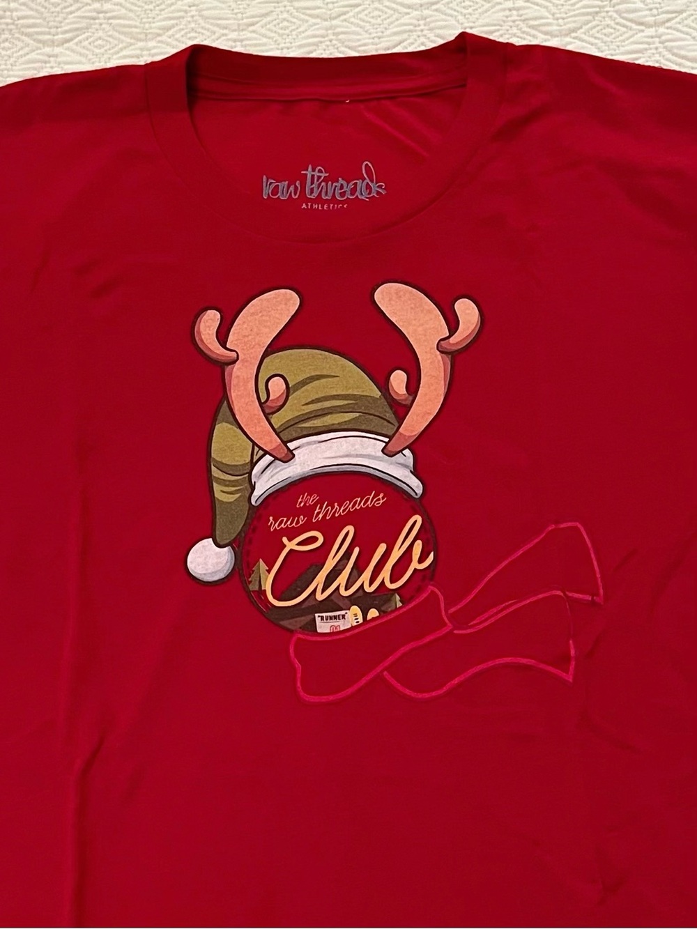 Raw Threads Club 2025 Exclusive Christmas Reindeer Unisex T-Shirt (size Small)